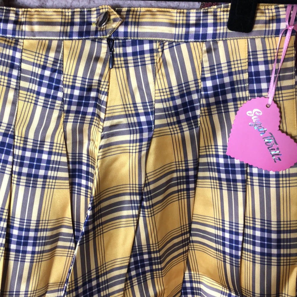 Yellow plaid skirt - Picture 2 of 2